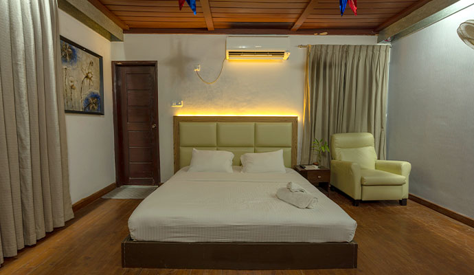 Comfortable & Spacious Rooms at Sampan Beach Resort